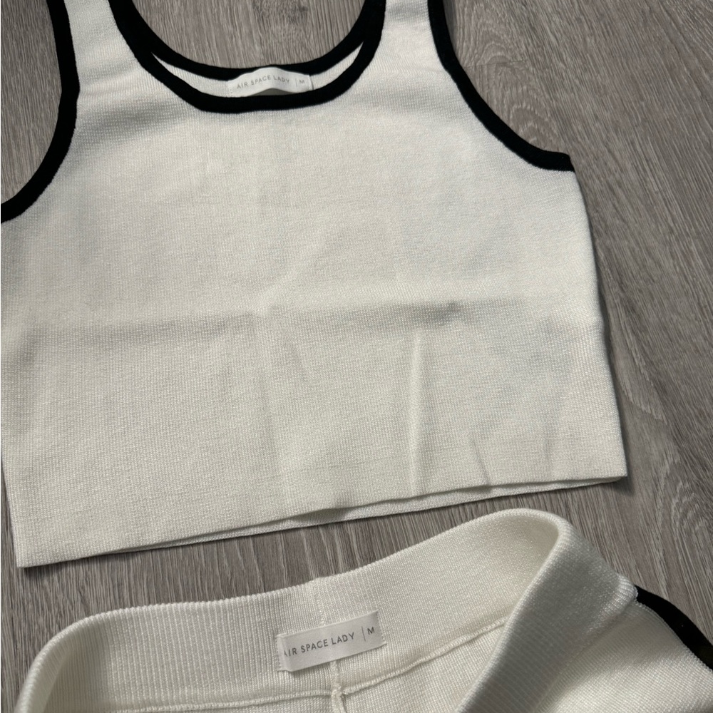 Air space Piped Ribbed Tank Top Set - Picture 6 of 7